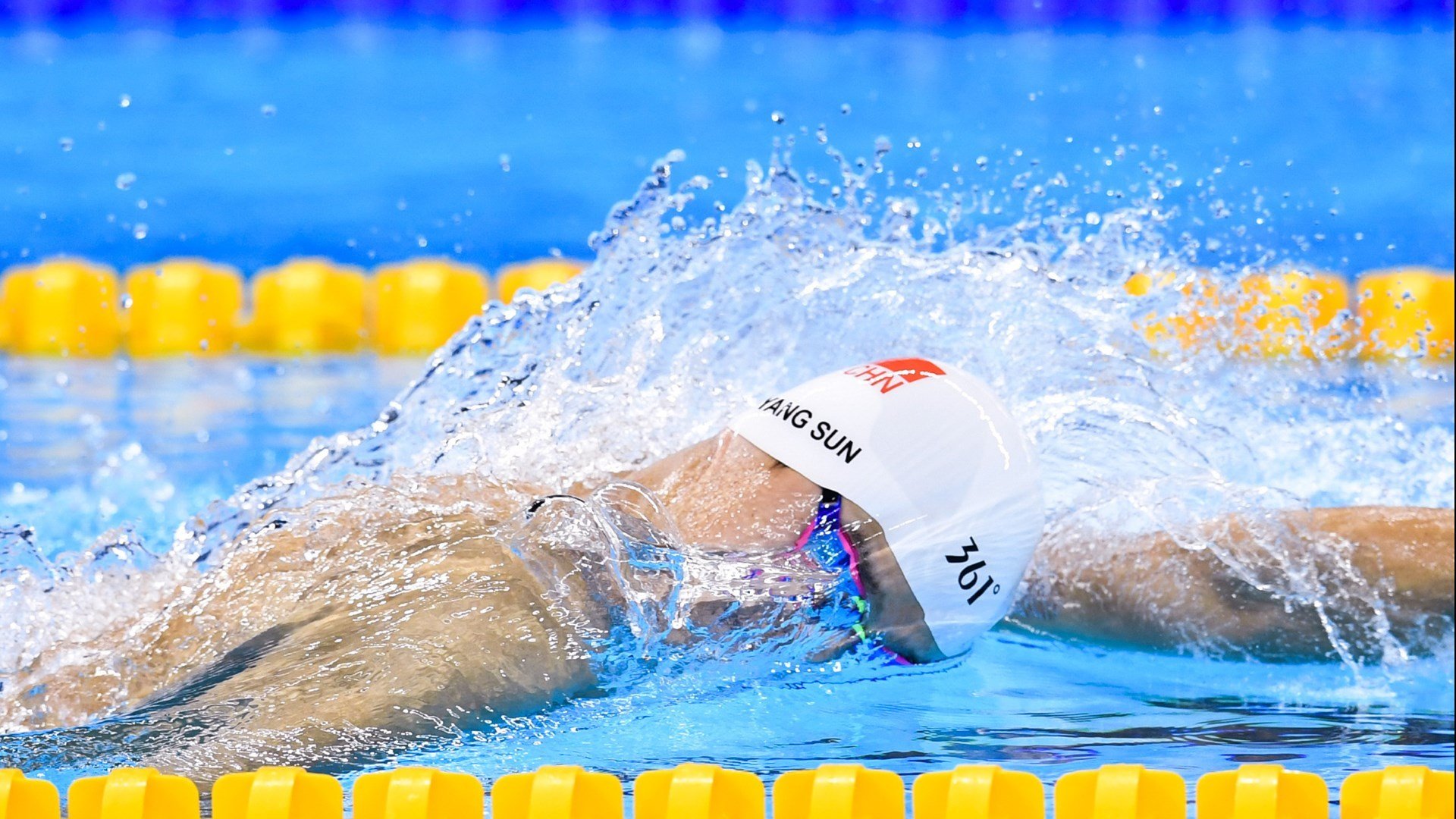 -震撼田径跨栏赛世界纪录告破，田径跨栏世界记录